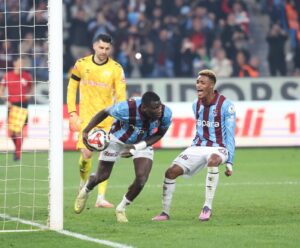 Trabzonspor'da Pina sevinci! İstikrarı göz doldurdu