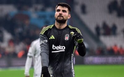 Ersin Destanoğlu kalesinde devleşti