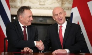 Birleşik Krallık ve Norveç’ten Rus denizaltı tehdidine ortak önlem