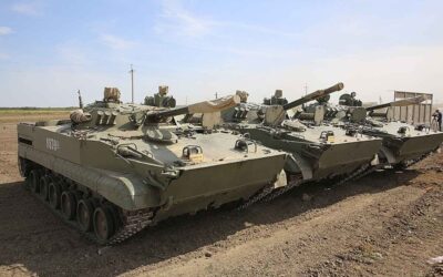 Rus birliklerine yeni BMP-3 zırhlı muharebe araçları teslim edildi
