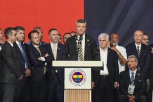 Fenerbahçe'den 5 milyar TL'lik bedelli sermaye artırımı kararı