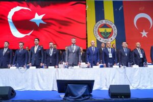 Fenerbahçe'de beklenen oylama gerçekleşti! O maddeler kabul edildi