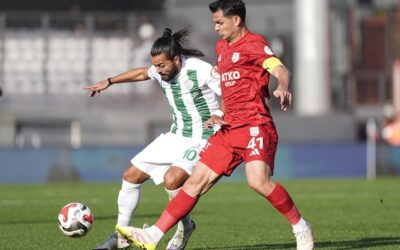 Futbolcular maaşını alamayınca antrenmana çıkmadı! Maçta dağıldı