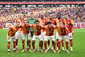 Galatasaray'da Yunus Akgün ameliyat oldu! Kaç hafta yok