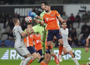 Başakşehir 3 puanı son dakika penaltısıyla aldı