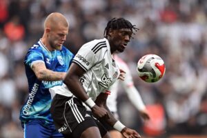 Beşiktaş evinde Samsunspor ile berabere kaldı