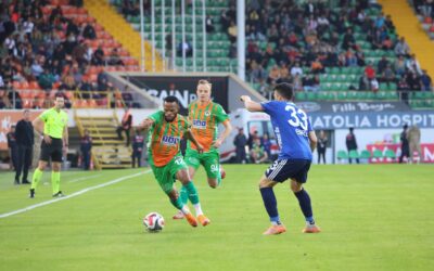 Kasımpaşa ikinci yarıda galibiyete uzandı