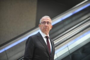 Metin Öztürk: Yazıklar olsun