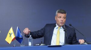 Sadettin Saran üç yıldıza 'Güle güle' demeye hazırlanıyor