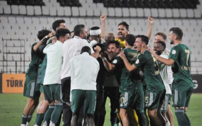 Esenler Erokspor zirveyi devraldı