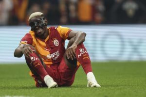 Galatasaray'da Osimhen endişesi! Öngörülen süre korkuttu