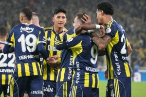 Fenerbahçe 10 eksikle Avrupa sınavında! İşte muhtemel 11'ler