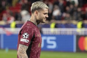 Mauro Icardi'den ayrılık sinyali