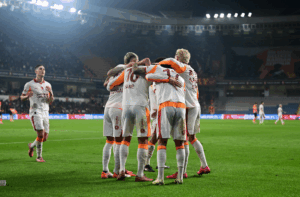 Galatasaray 3 puanı Sane ile kaptı!