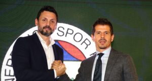 4 yıl sonra roller değişti! Emre Belözoğlu'nun yerine geldi…