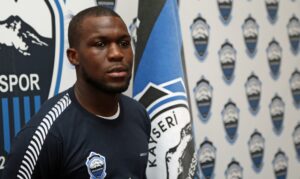 Süper Lig'in eski yıldızı felç geçirdi