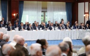 İşte Fenerbahçe'nin toplam borcu!