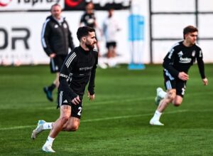 Beşiktaş'ta kabus! Derbi hezimeti sonrası 5 isim idmana çıkmadı