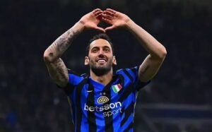 Inter'de şaşırtan Hakan Çalhanoğlu kararı