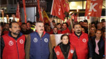 İzBB işçilerinden meşaleli yürüyüş: Müzakere masası kuralım