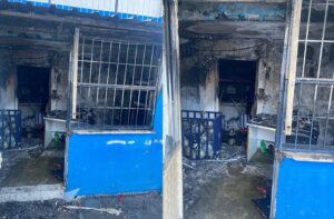 İzmir ekibinin tesisleri yandı! Malzeme odası küle döndü