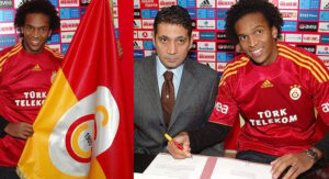 Galatasaray'ın eski yıldızı partide tutuklandı!