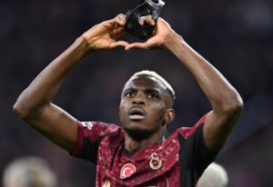 Osimhen'den rekor üstüne rekor!