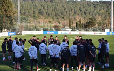 İspanya maçı hazırlıkları üç eksikle başladı