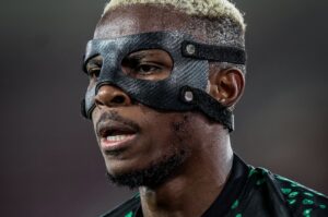 Osimhen'in sakatlığı belli oldu! Taraftarlar endişeli…