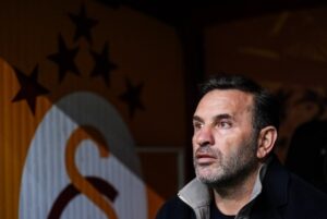 Okan Buruk'tan transferle ilgili önemli mesajlar