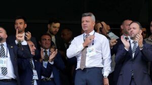 Fenerbahçe'de beklenmedik ayrılık! Görevlerine son verildi