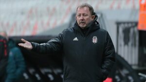 Beşiktaş'ta kriz çıktı! Yıldız futbolcuyla ipler kopmak üzere