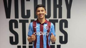 Bouchouari: "Hocamız farklı fikirleri olan birisi"