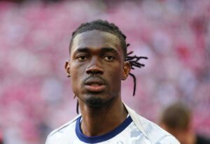 İngilizler duyurdu: Galatasaray'dan Bissouma'ya teklif!